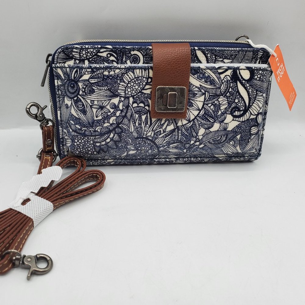 NWT SAKROOTS TECH IT OUT PHONE CASE WALLET CROSSBODY BAG